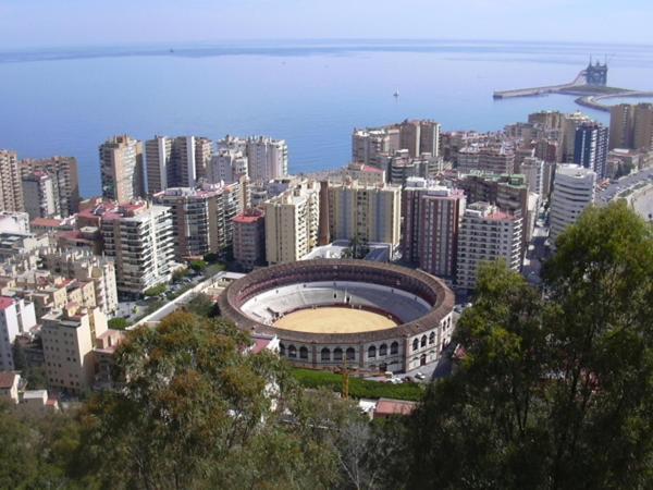 Marques De Robles Apartment Malaga Exterior photo